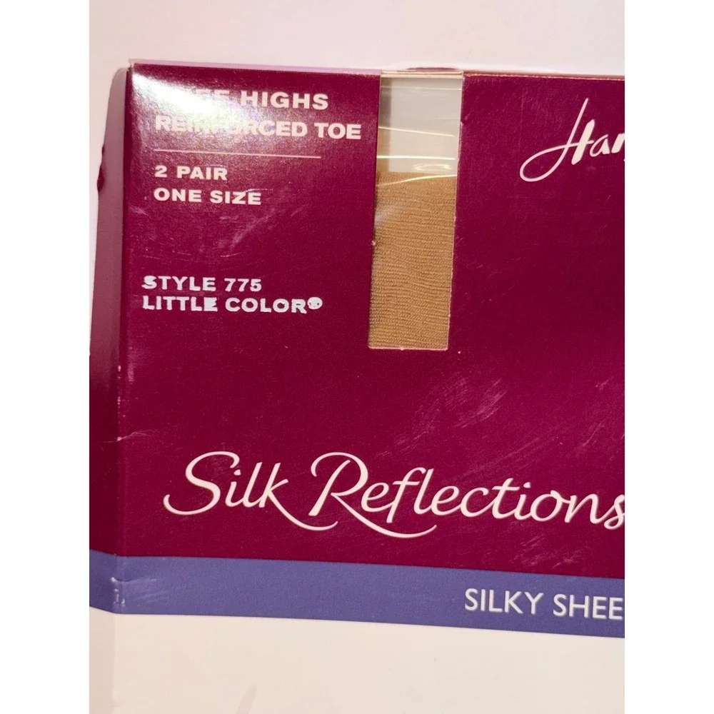 Hanes Silk Reflections Silky Sheer Knee Highs 2 Pair Little Color‎ Style 775 OS